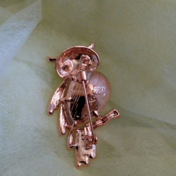 Owl Brooch - Picture 4 of 7